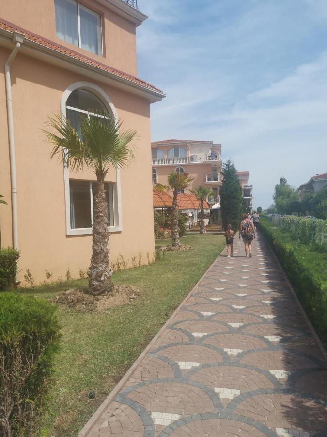 Hacienda Beach Apartment Mit Meerblick Sozopol Exterior photo